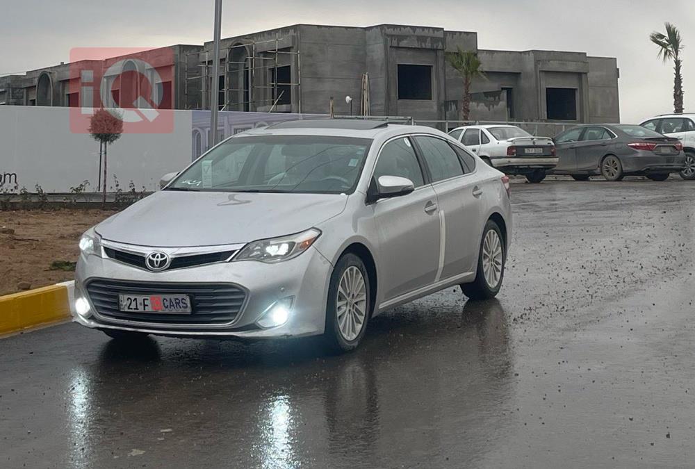 تويوتا أفالون